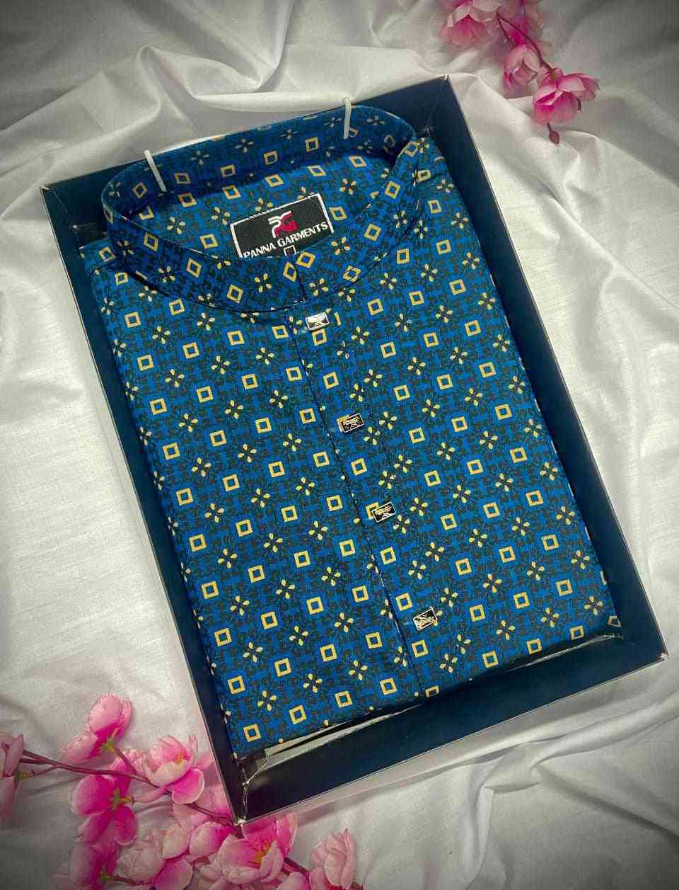 প্রিমিয়াম কটন ডিজিটাল প্রিন্ট পাঞ্জাবি | Snap Button | M, L & XL