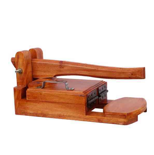 Wooden Roti Maker – কাঠের রুটি মেকার | দ্রুত ও সহজে রুটি তৈরির মেশিন